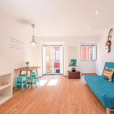Guestready - Desterro Flats - Fado *
